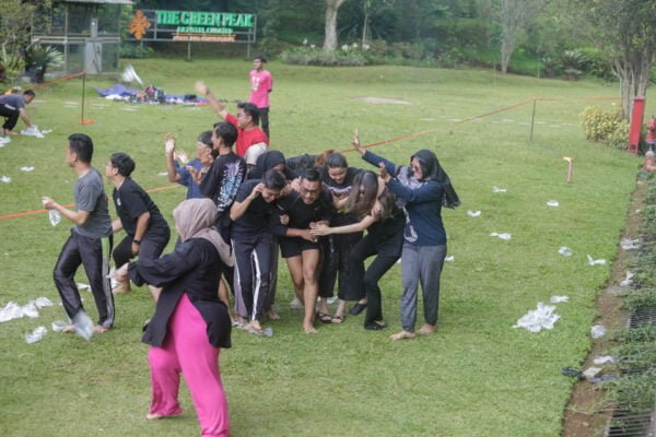 Amazing Green Team Race: Membangun Kesadaran & Kolaborasi Tim