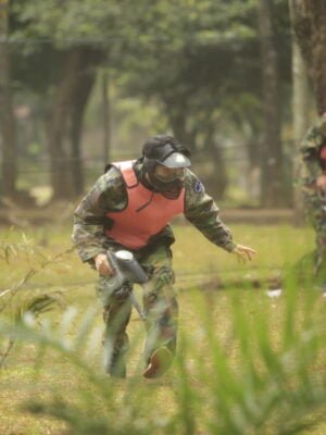 EcoCleanup Marathon & Paintball: Aksi Lingkungan dan Sensasi Pertempuran Paintball
